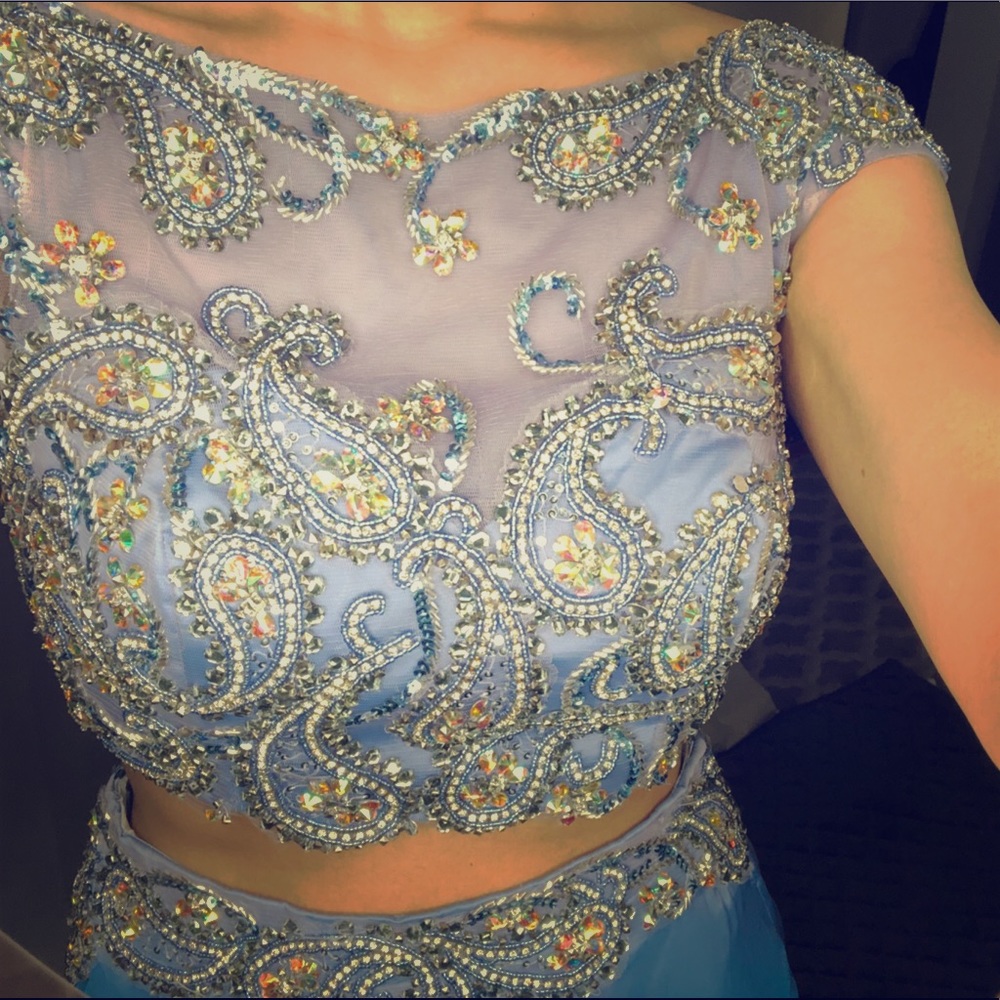 Prom/evening dress - Picture 4 of 7